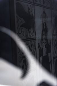 Reflet d'un dessin de la vierge à l'enfant de George Dorignac