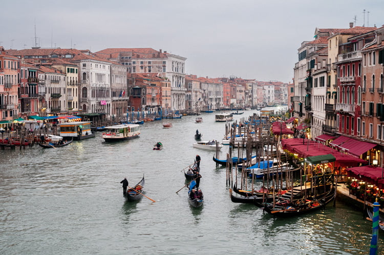 Vue du grand canal en fin de journée